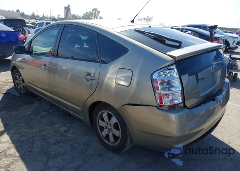 2005 Toyota Prius z USA, uszkodzony, nr VIN JTDKB20U050120910